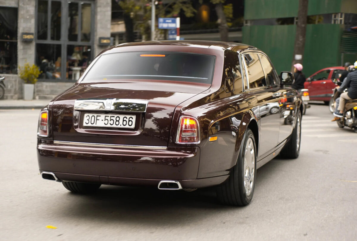 Rolls-Royce Phantom Hòa Bình Vinh Quang