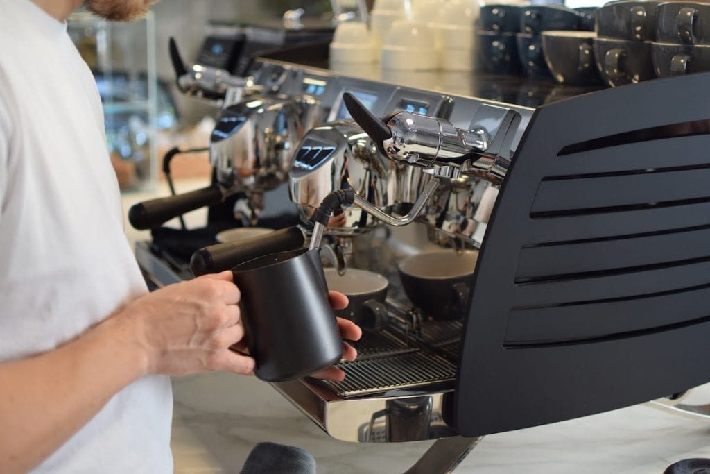 Top 10 cửa hàng bán máy pha cà phê tốt nhất TPHCM