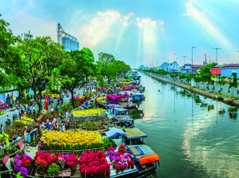 Top 10+ địa điểm chụp hình Tết xinh lung linh ở Sài Gòn