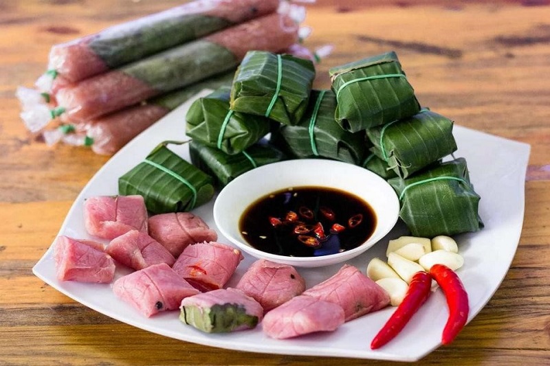 Top 10 món ăn không thể thiếu ngày Tết thơm ngon và đậm đà của người Việt