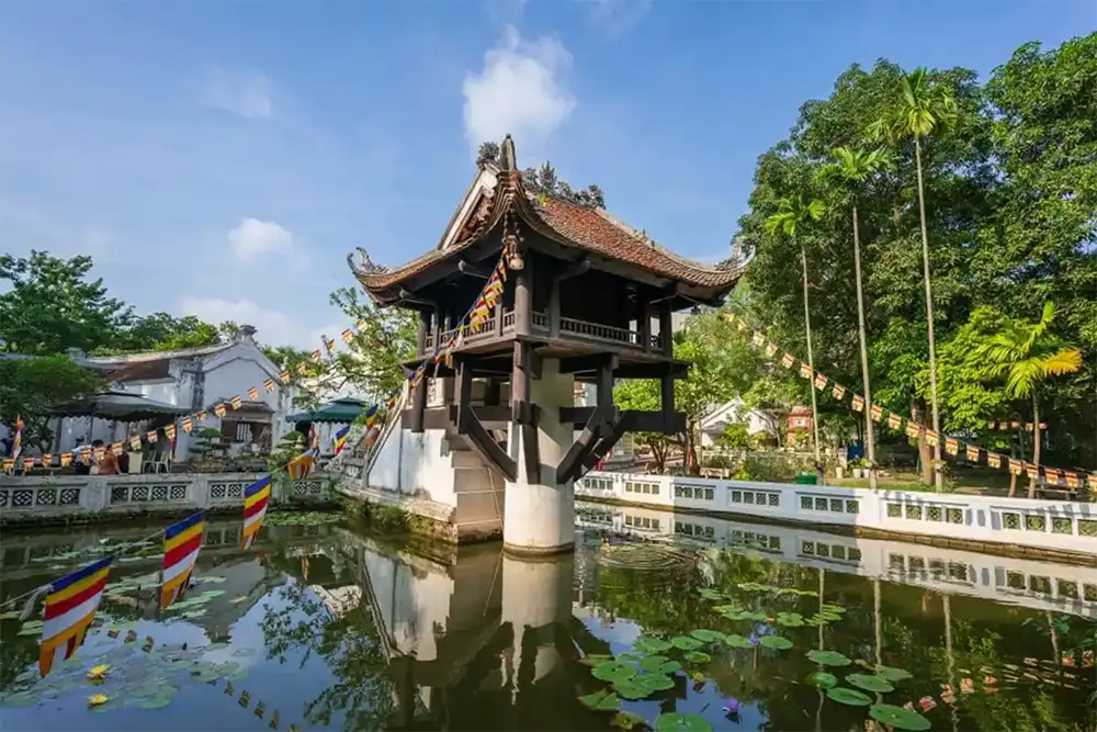 Chùa Một Cột - Top 10 chùa đẹp nhất Việt Nam