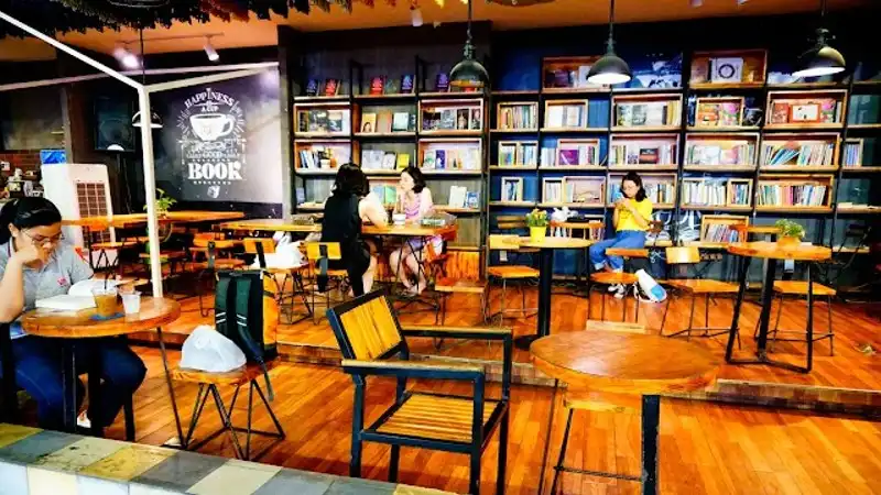 Không gian Phương Nam Book Café